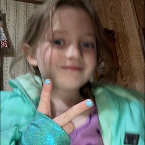 Meet your Posher, Rebecca